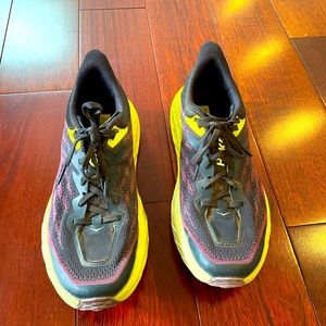Hoka Speedgoat 5 Women’s Size 8